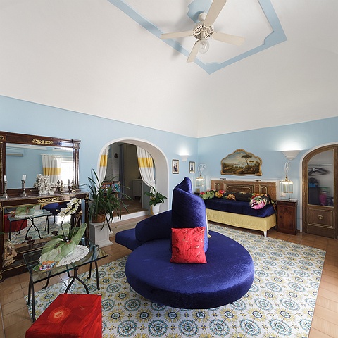 Salone