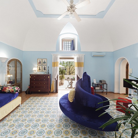 Salone